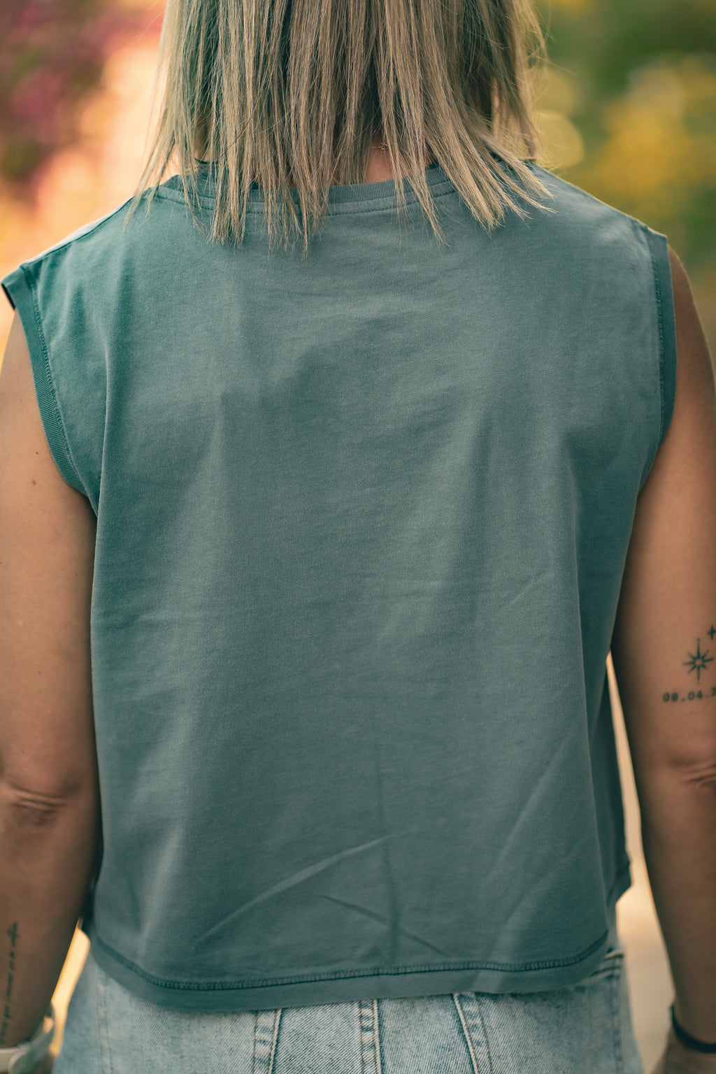 ESSENTIAL TANK Washed Gris
